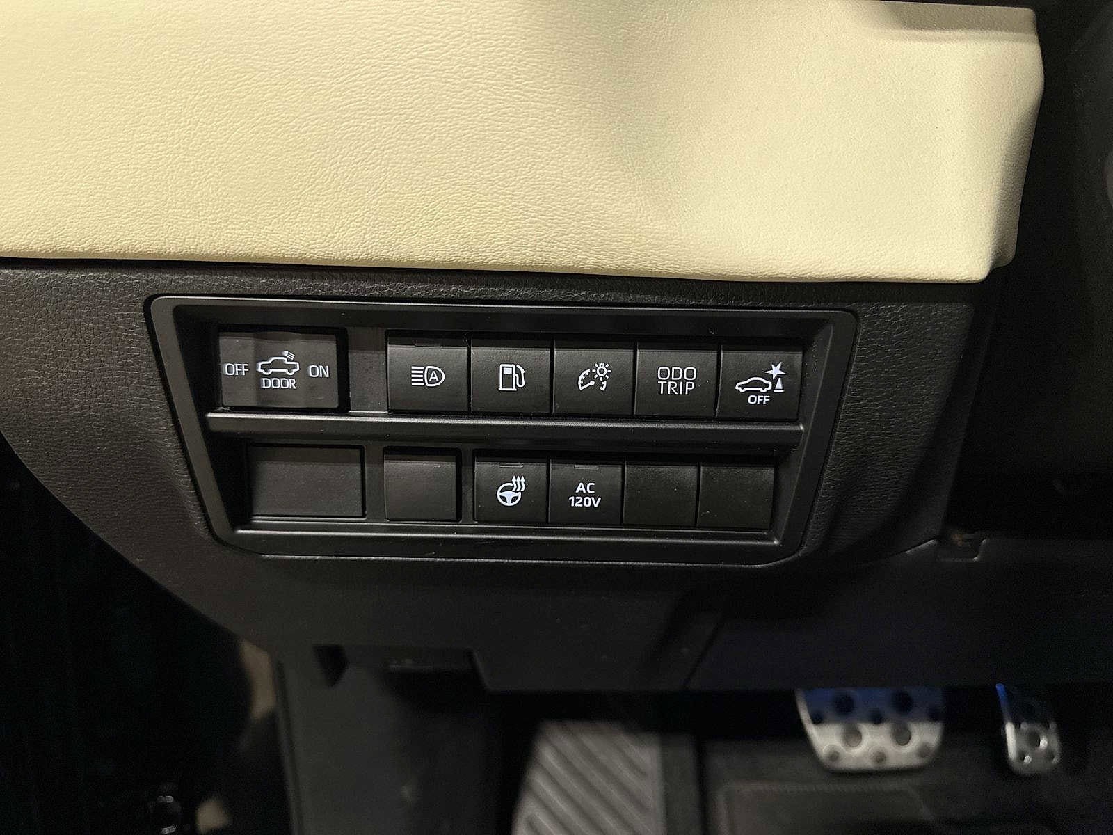 Thumbnail: 2023 Toyota Tundra - 34