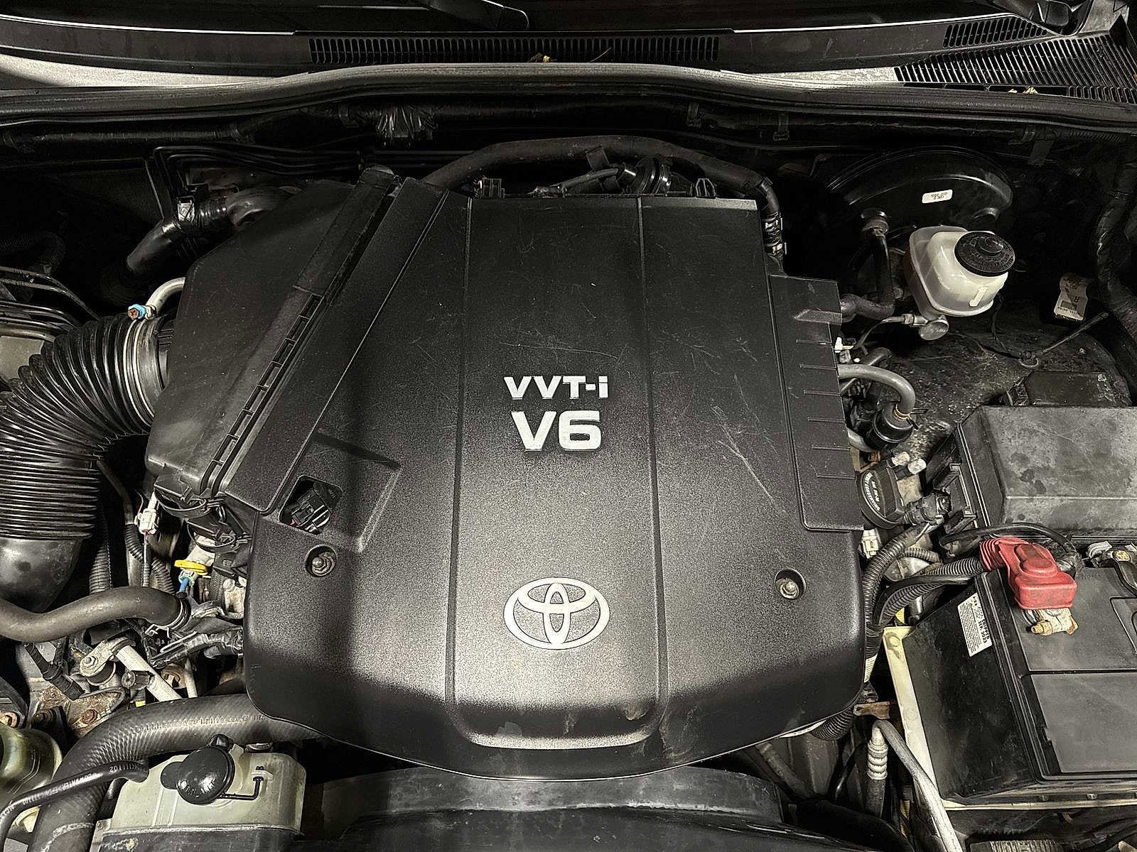 Thumbnail: 2012 Toyota Tacoma - 12