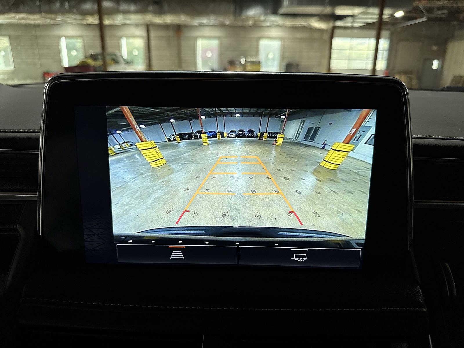 Thumbnail: 2023 GMC Yukon - 25