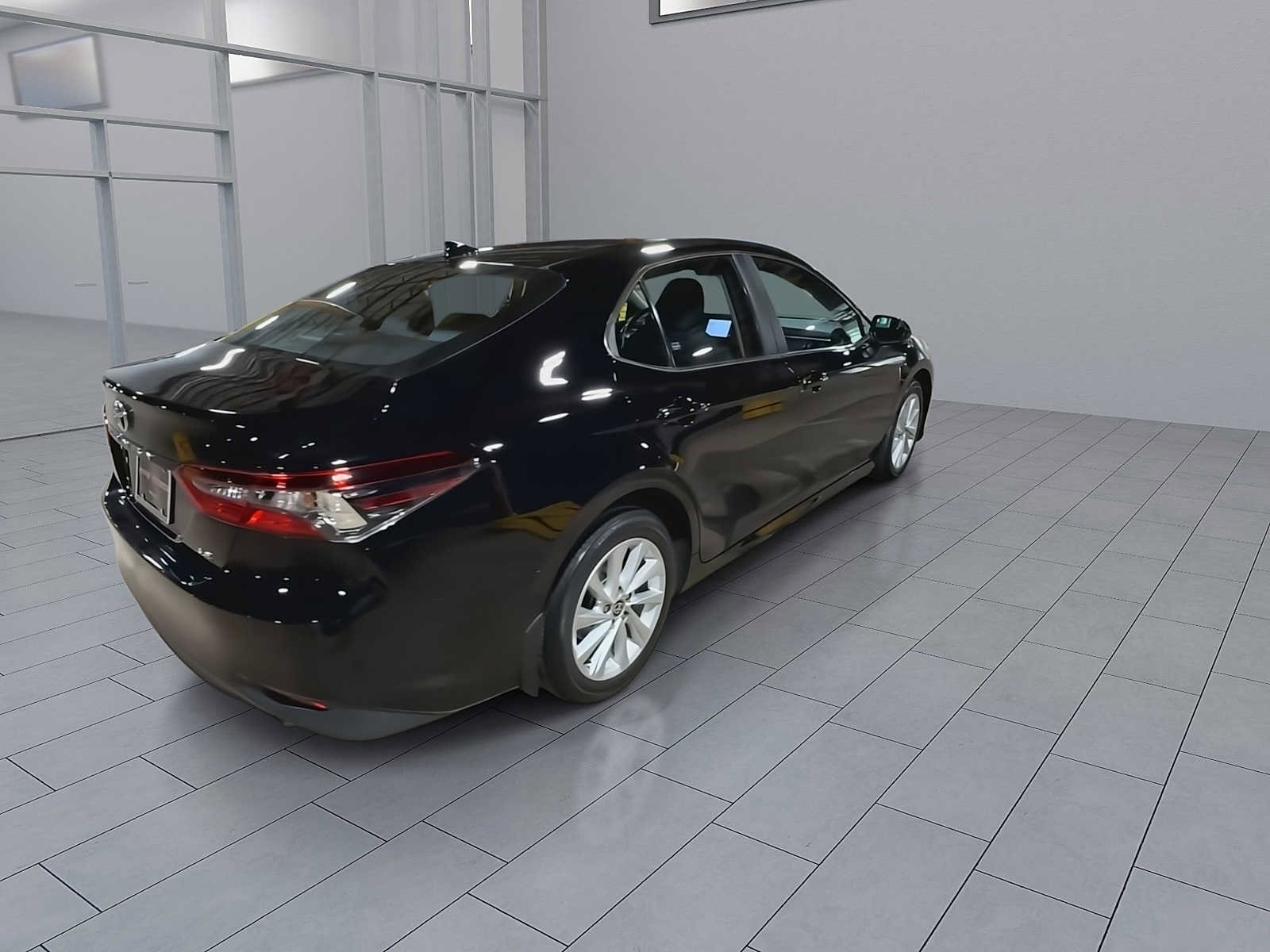 Thumbnail: 2021 Toyota Camry - 8