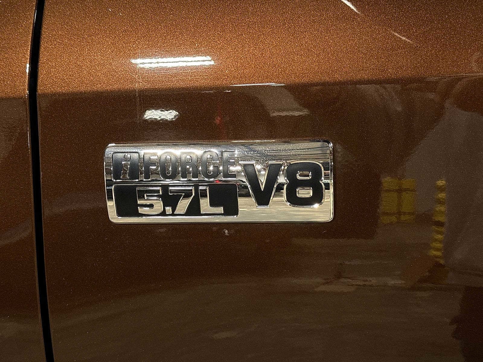 Thumbnail: 2017 Toyota Tundra - 27