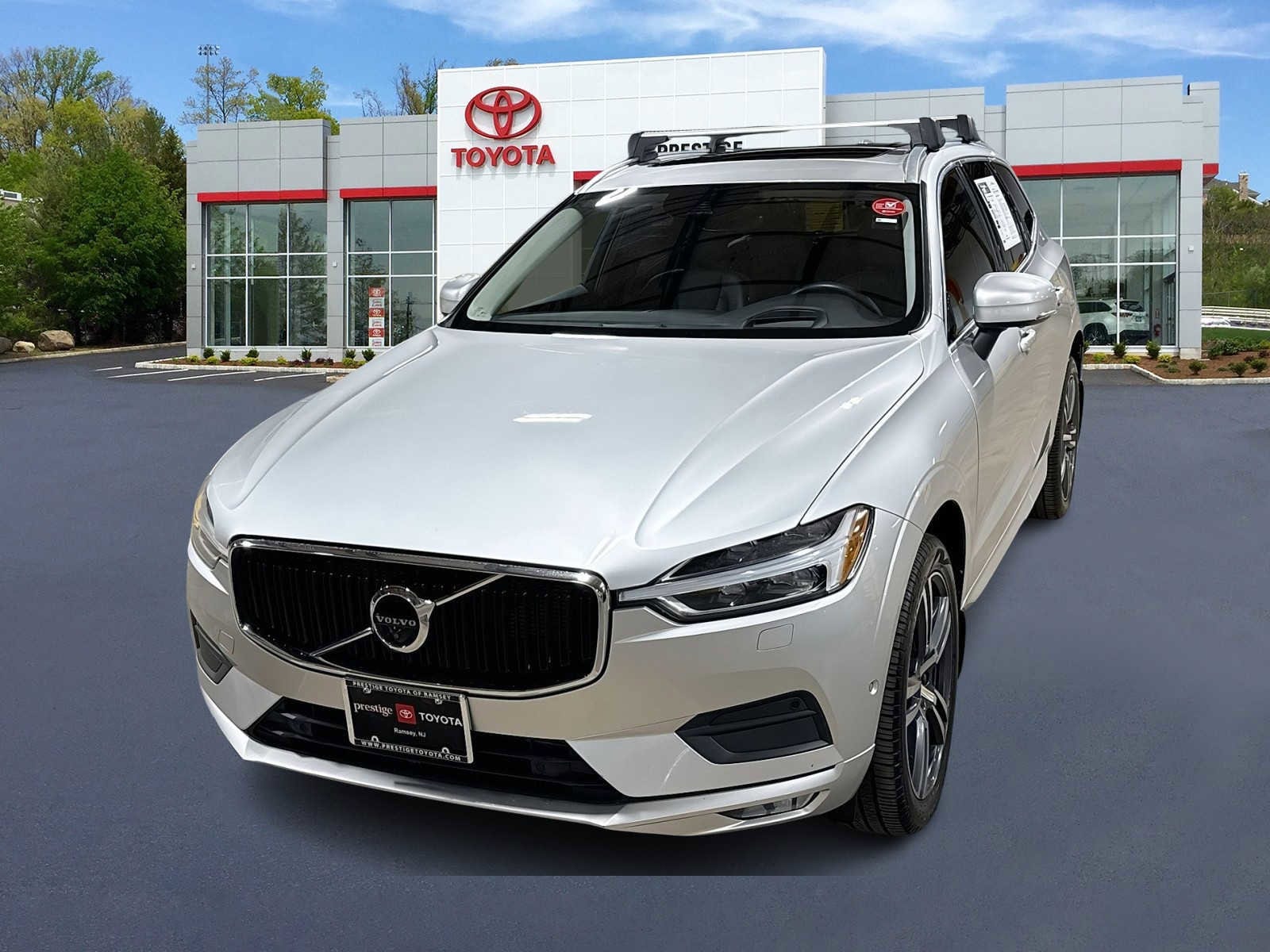 2018 Volvo XC60 T6 Momentum -
                  Ramsey, NJ