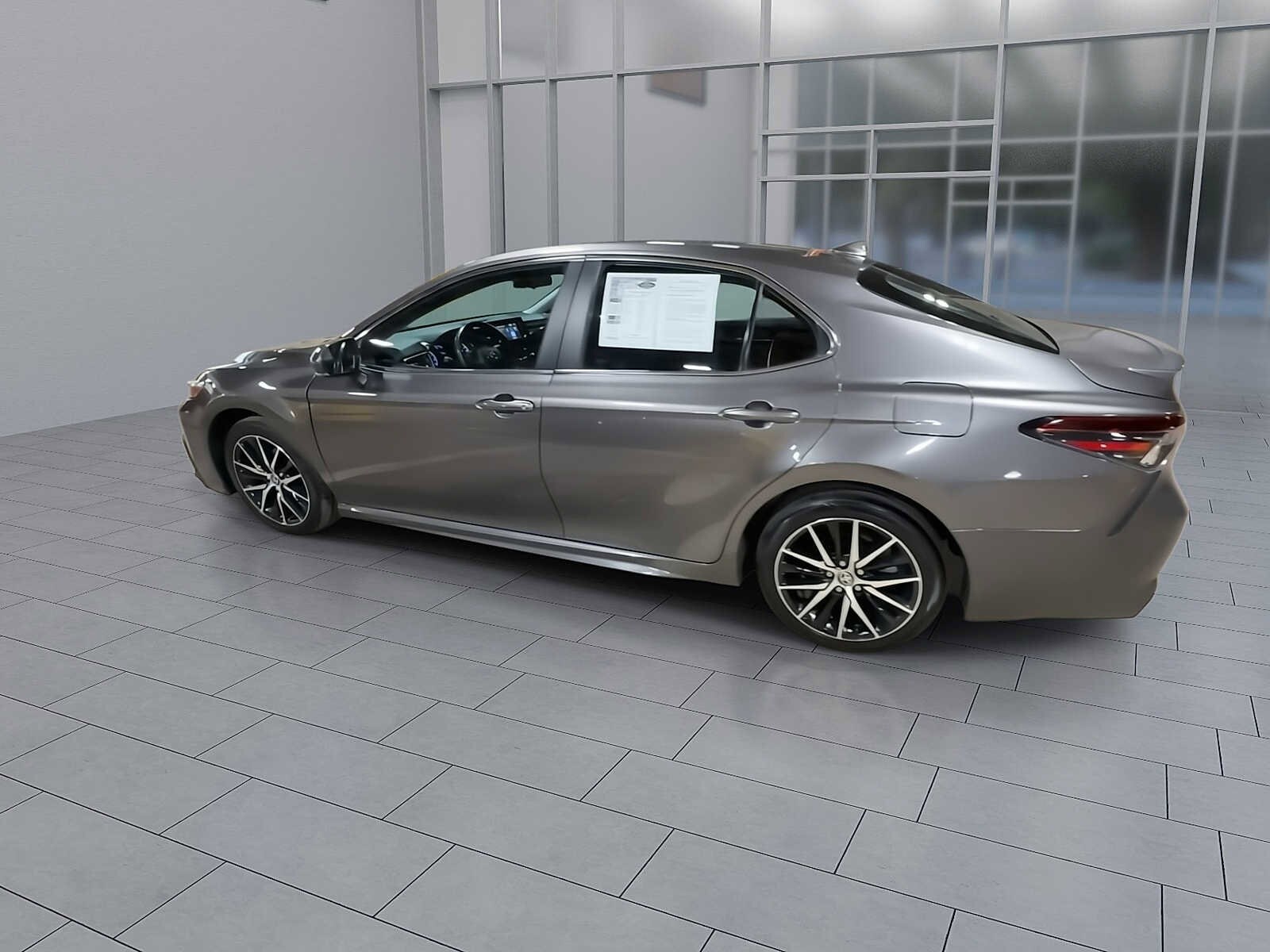 Thumbnail: 2023 Toyota Camry - 6