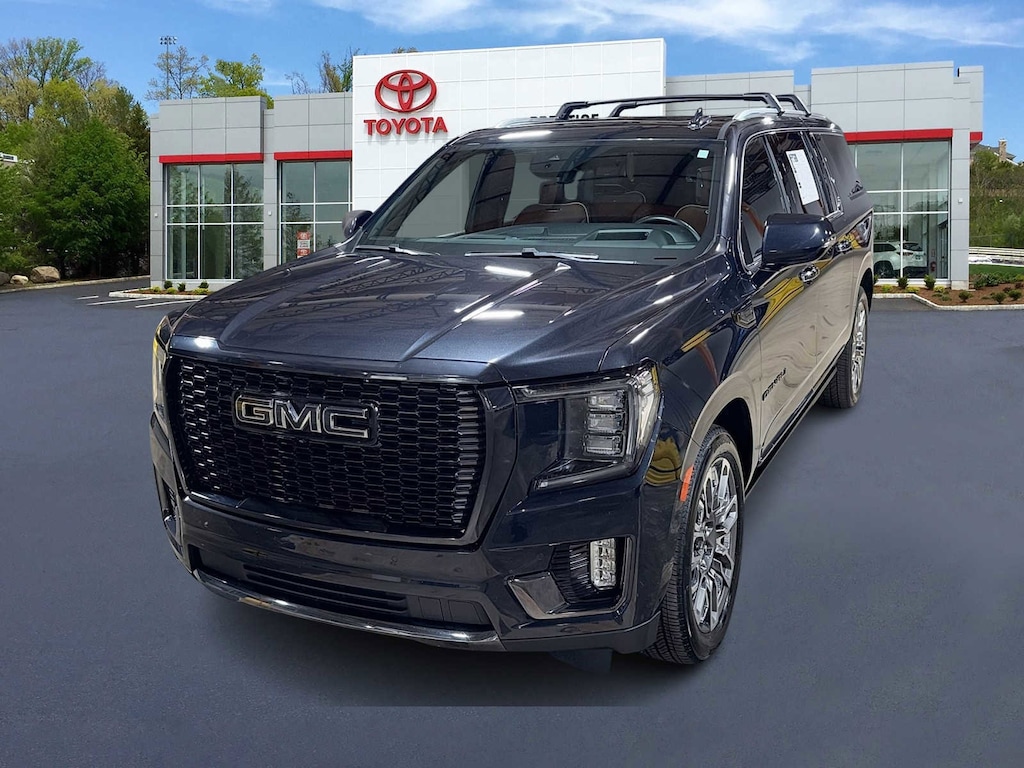 Used 2023 GMC Yukon XL Denali Ultimate SUV