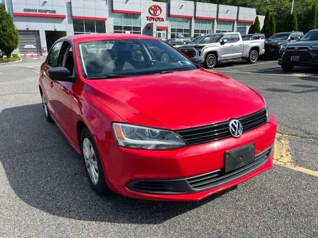 Thumbnail: 2014 Volkswagen Jetta - 3