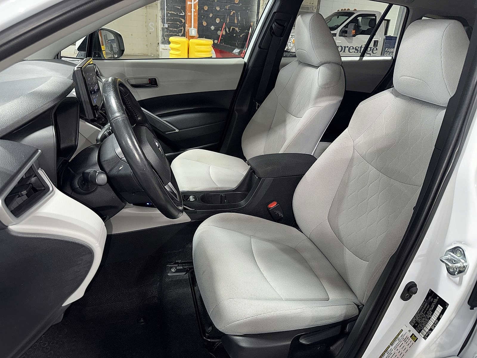 Thumbnail: 2023 Toyota Corolla Cross - 15