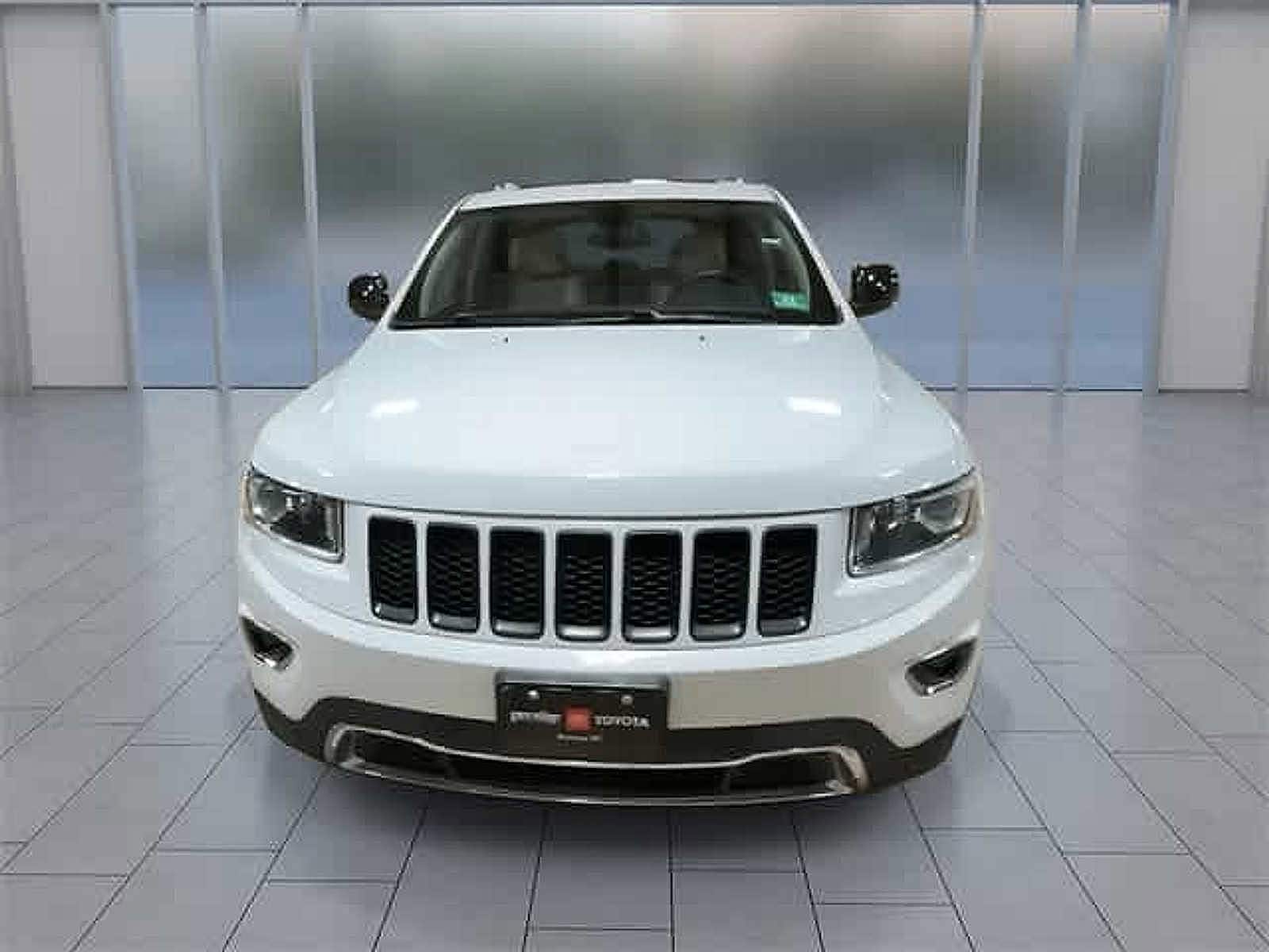 Thumbnail: 2016 Jeep Grand Cherokee - 4