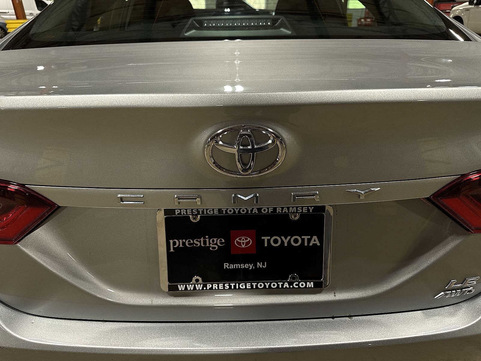 Thumbnail: 2023 Toyota Camry - 25