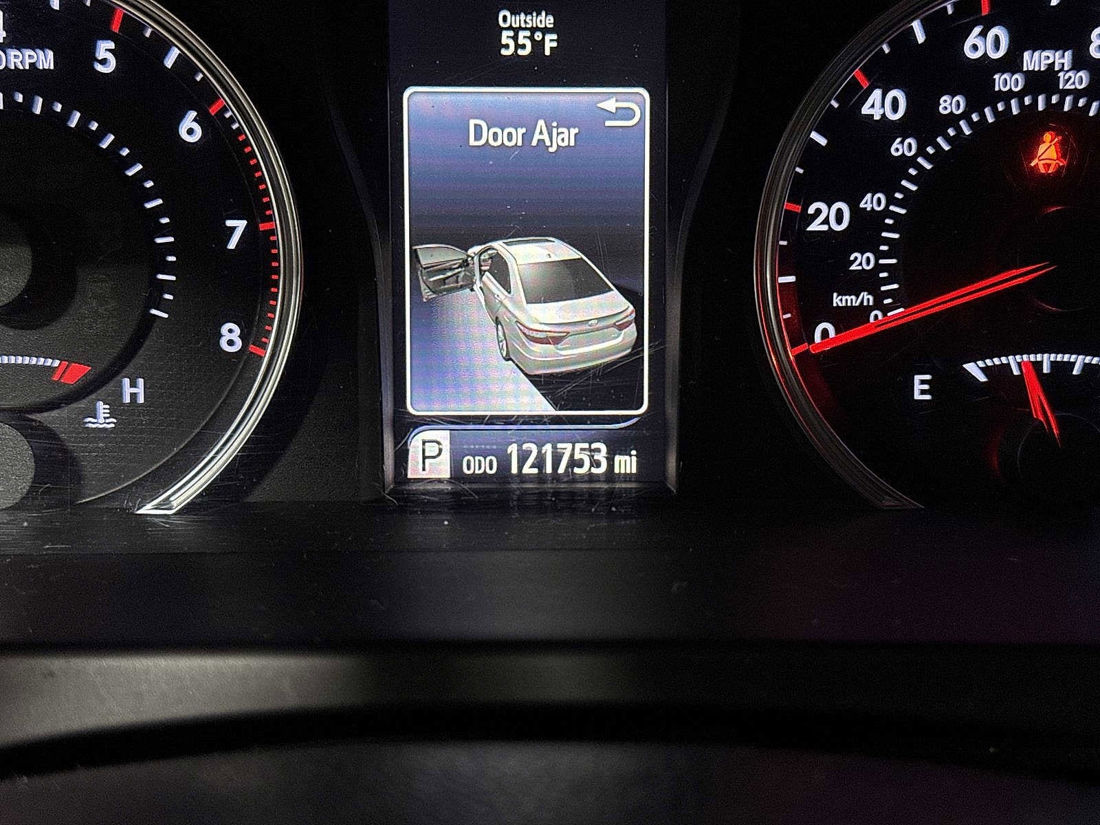 Thumbnail: 2016 Toyota Camry - 18