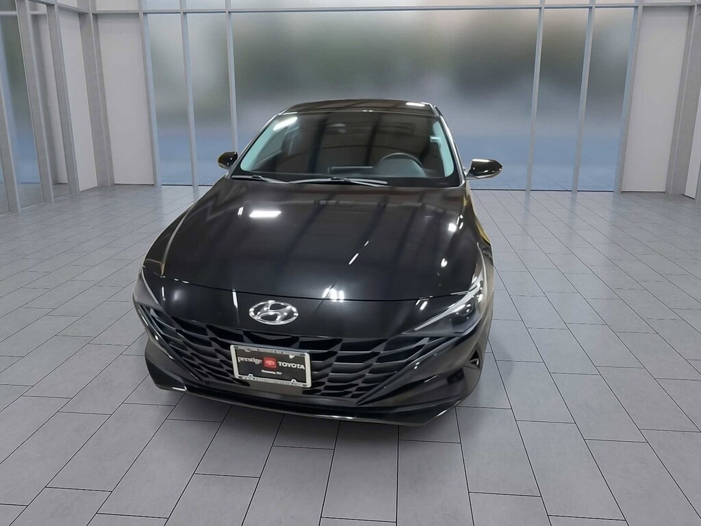 Used 2022 Hyundai Elantra SEL Sedan