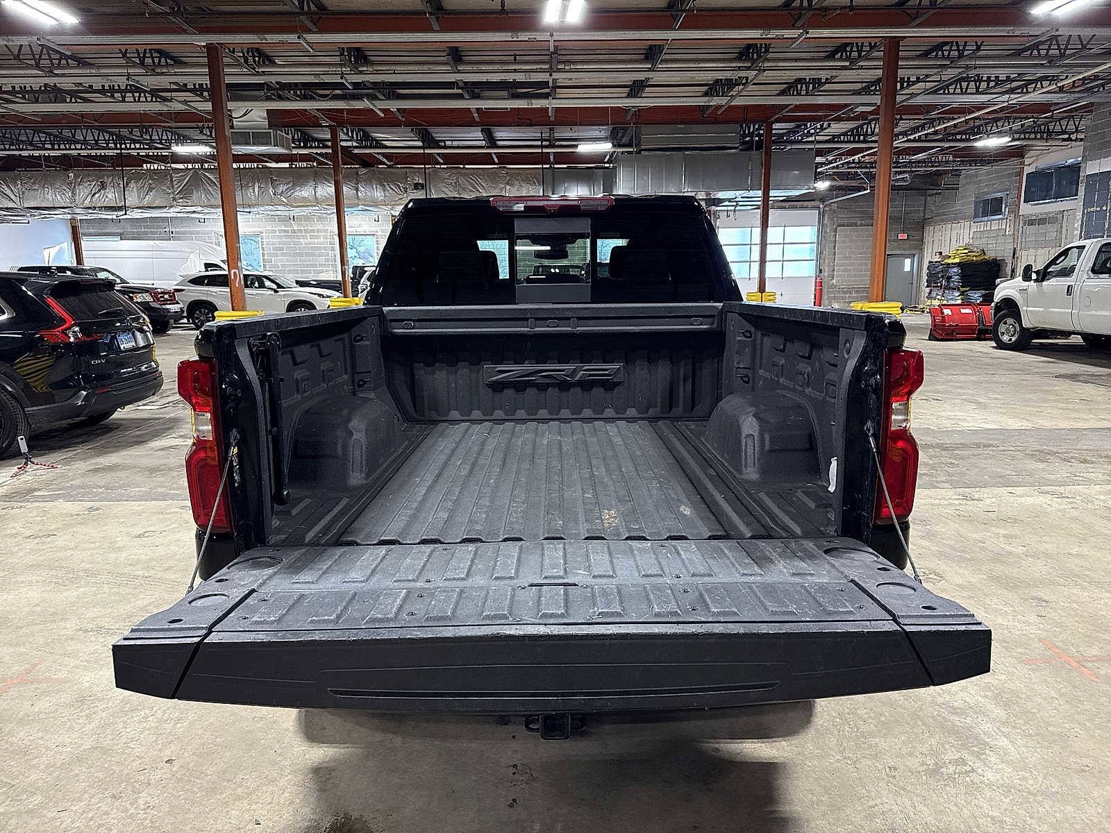 Thumbnail: 2022 Chevrolet Silverado 1500 - 11