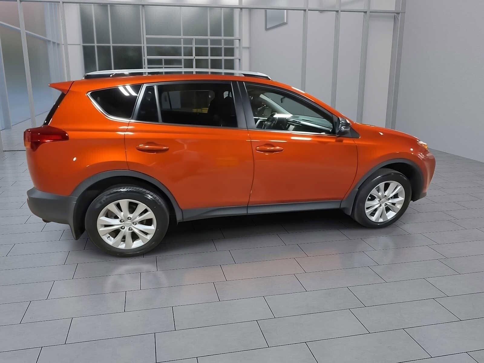 Thumbnail: 2015 Toyota RAV4 - 5