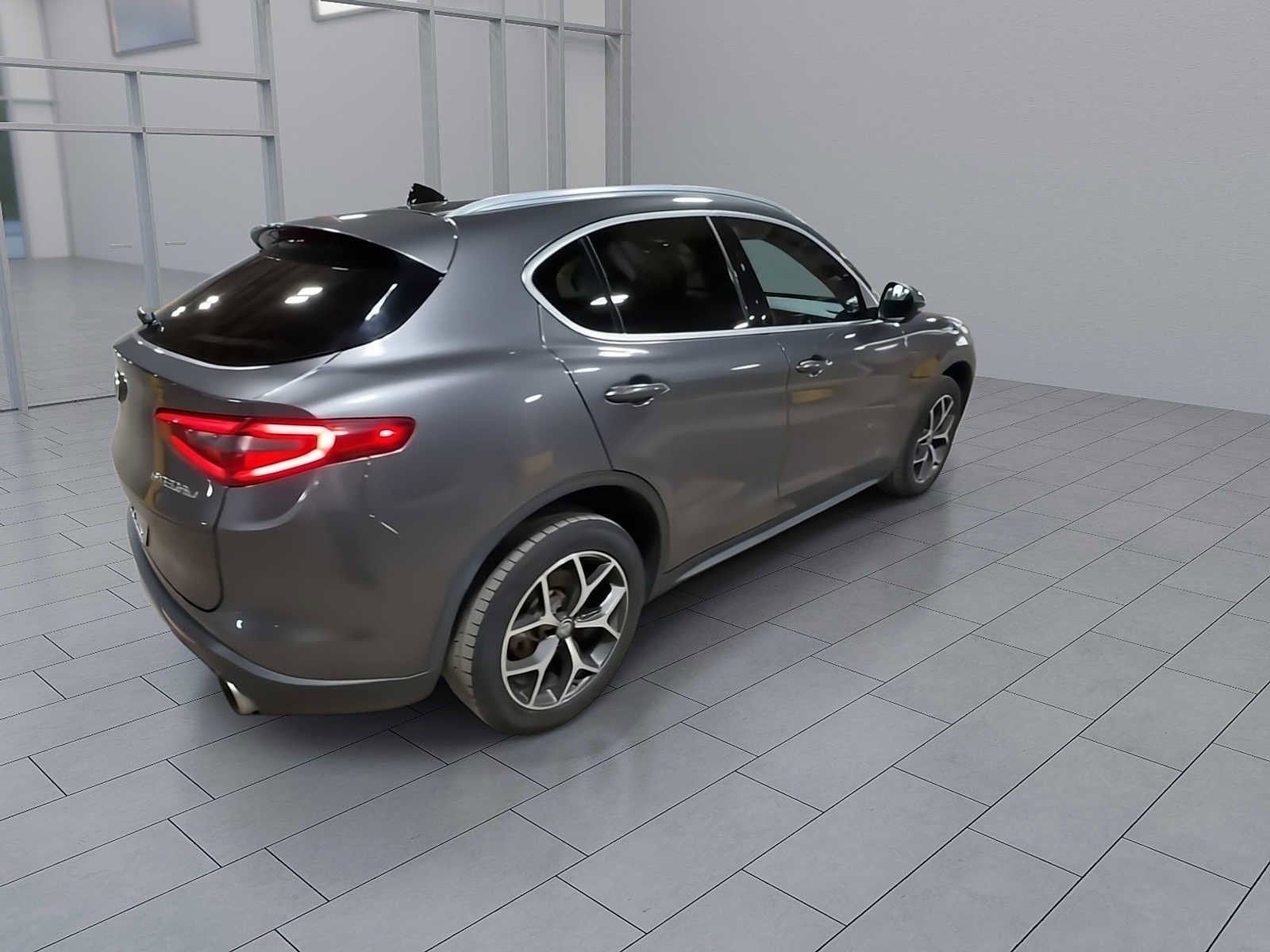 Thumbnail: 2019 Alfa Romeo Stelvio - 8