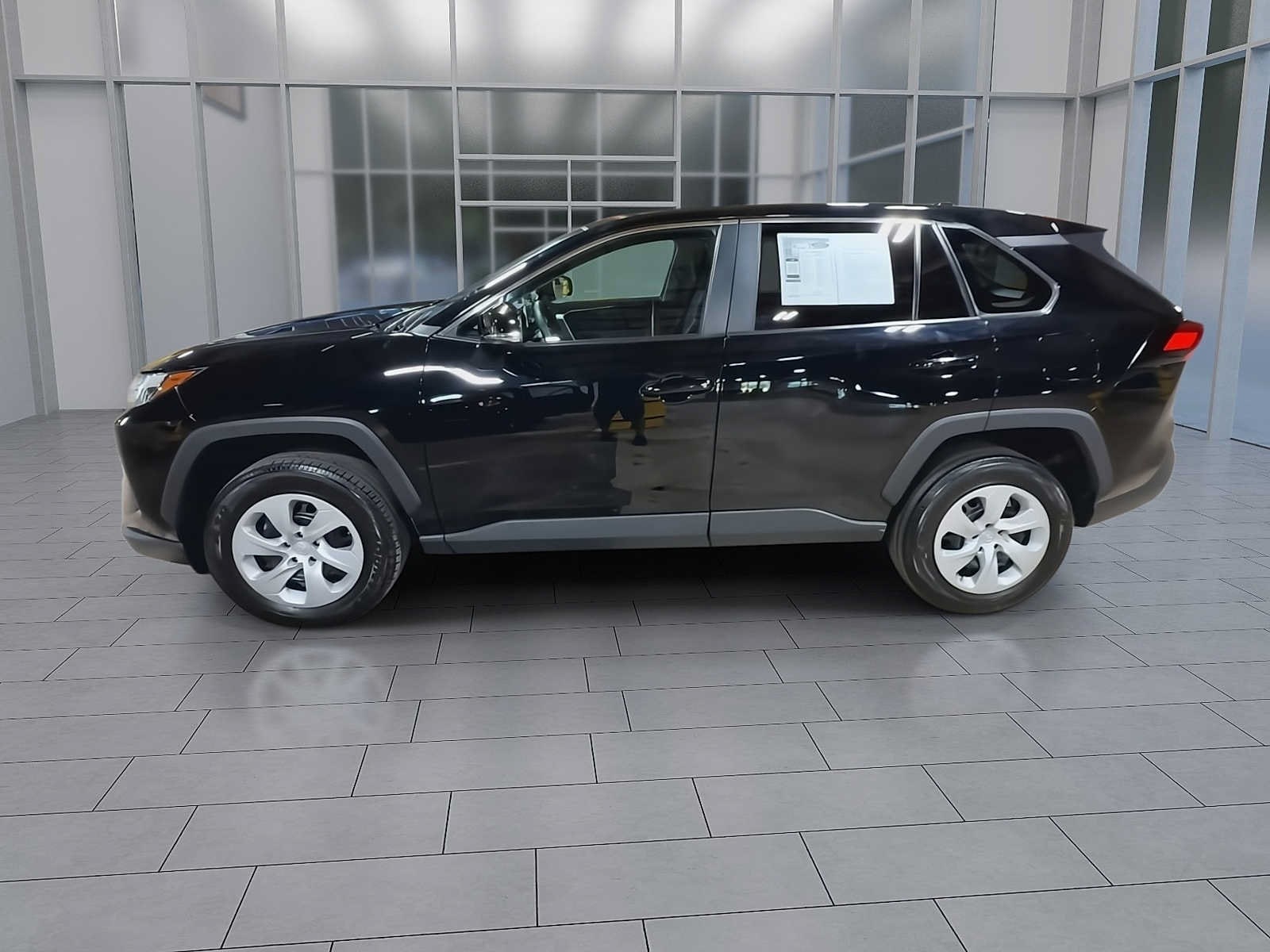 Thumbnail: 2024 Toyota RAV4 - 5