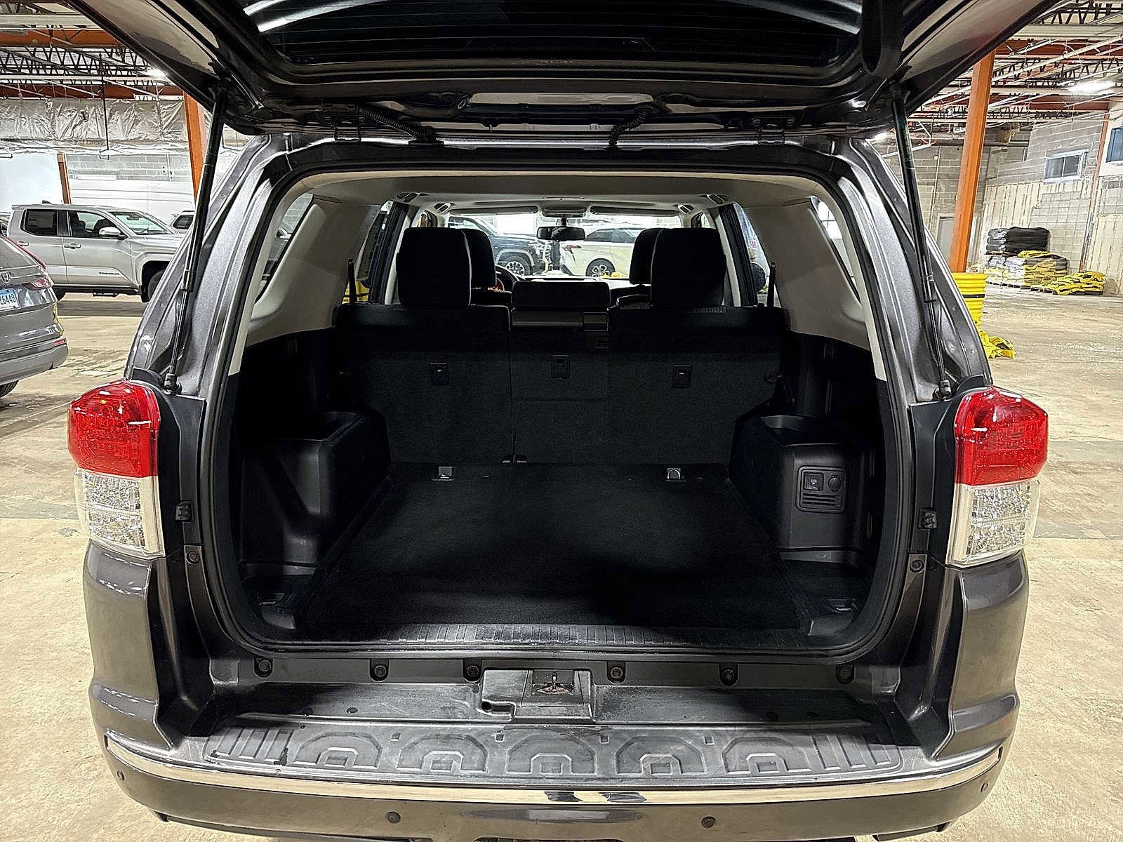 Thumbnail: 2013 Toyota 4Runner - 11