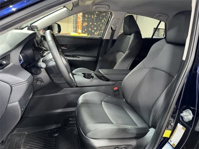 2021 Toyota Venza LE 15