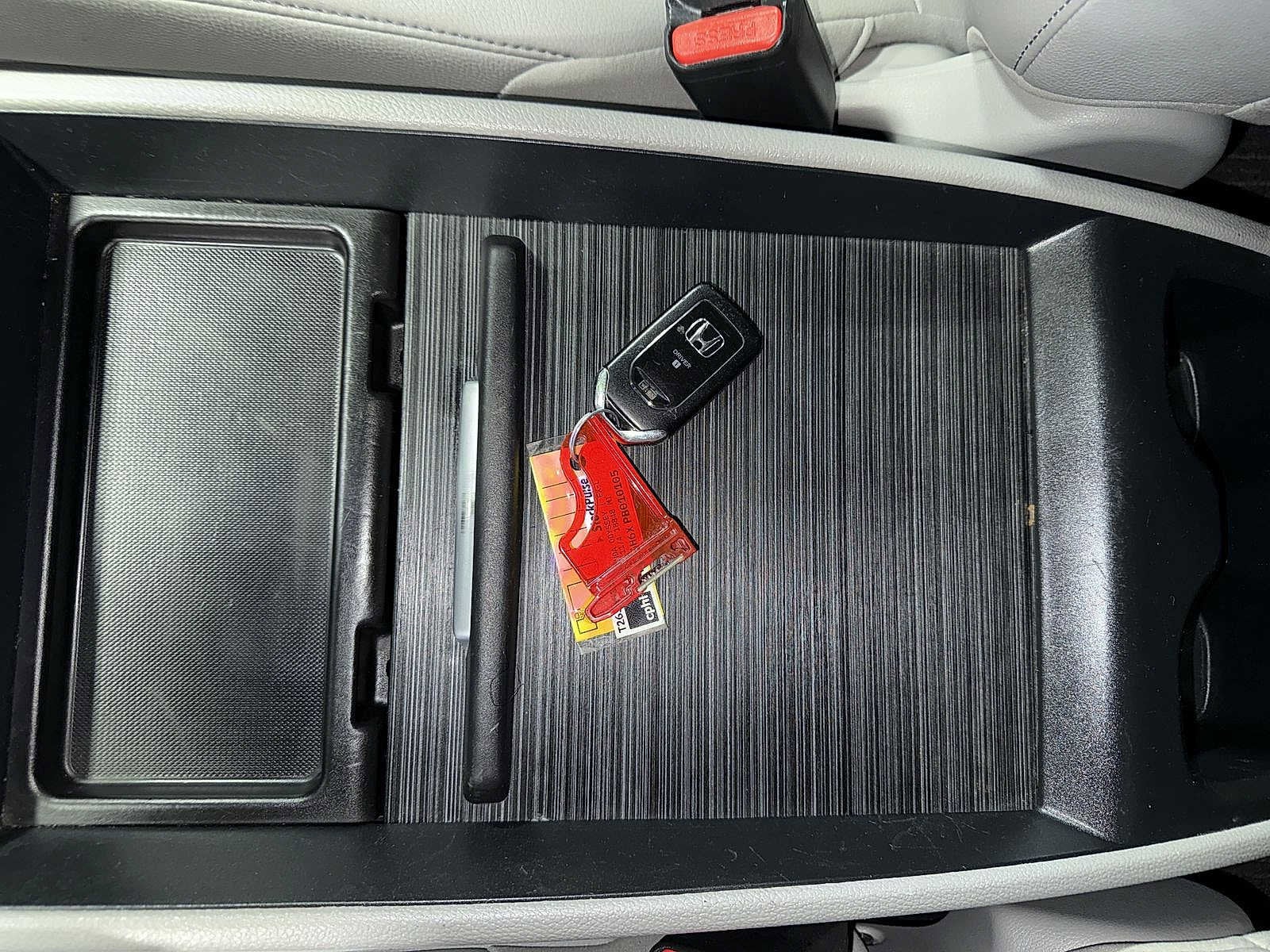 Thumbnail: 2023 Honda Odyssey - 32