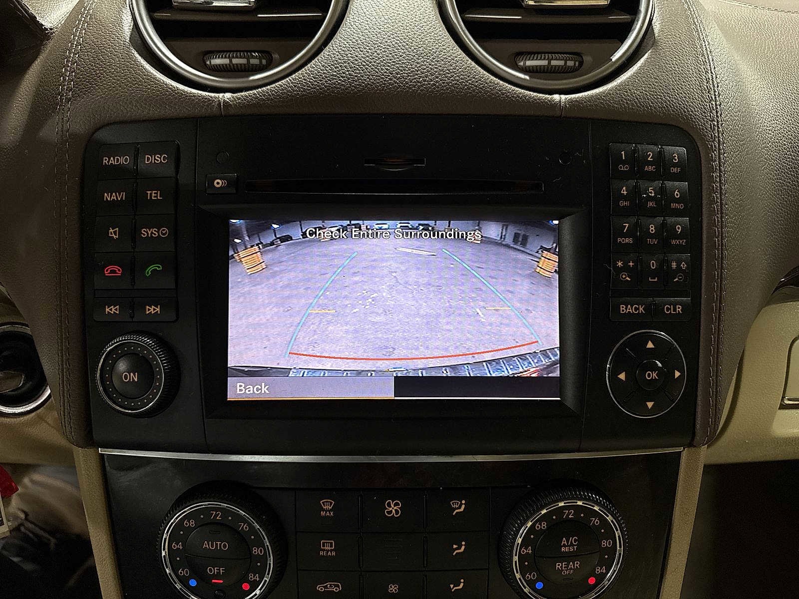 Thumbnail: 2011 Mercedes-Benz GL-Class - 27