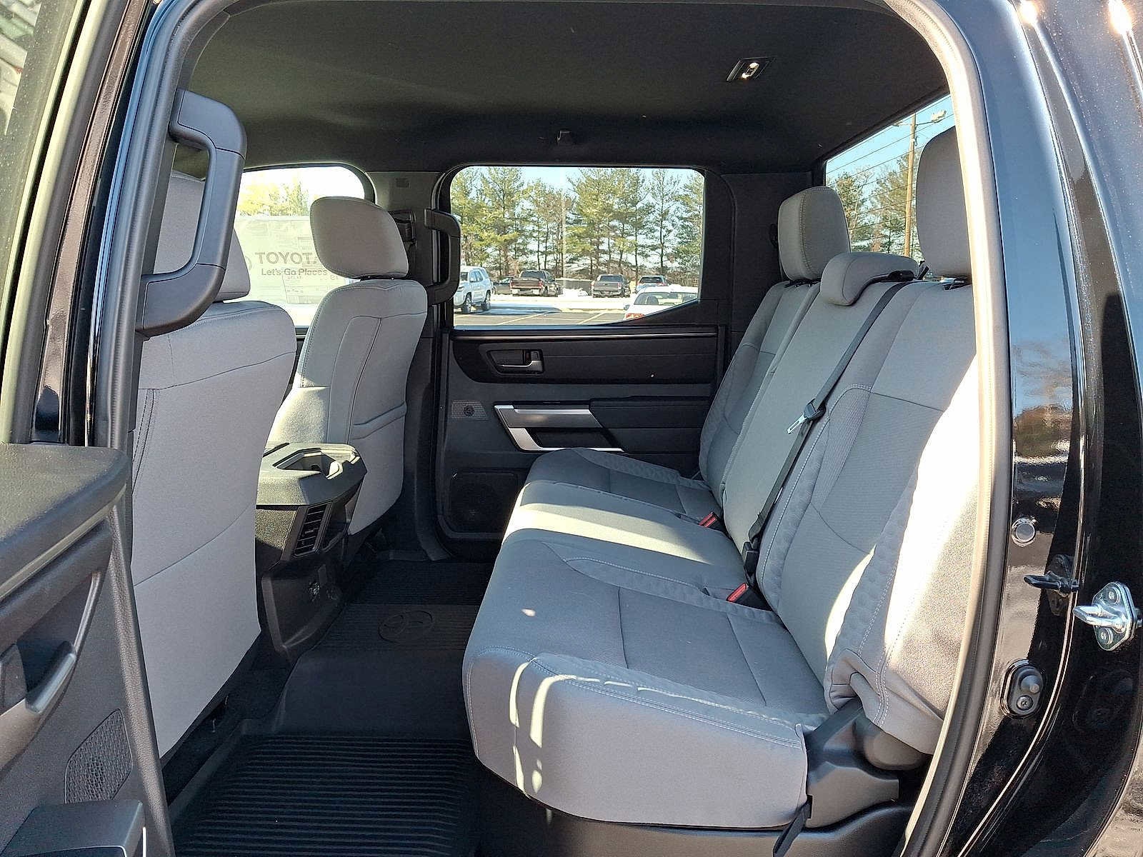 Thumbnail: 2025 Toyota Tundra - 13