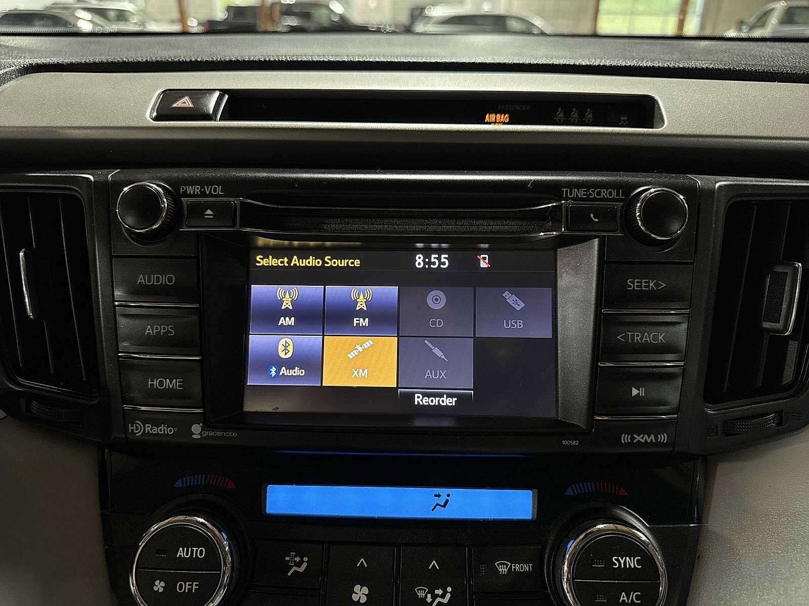 Thumbnail: 2017 Toyota RAV4 - 20