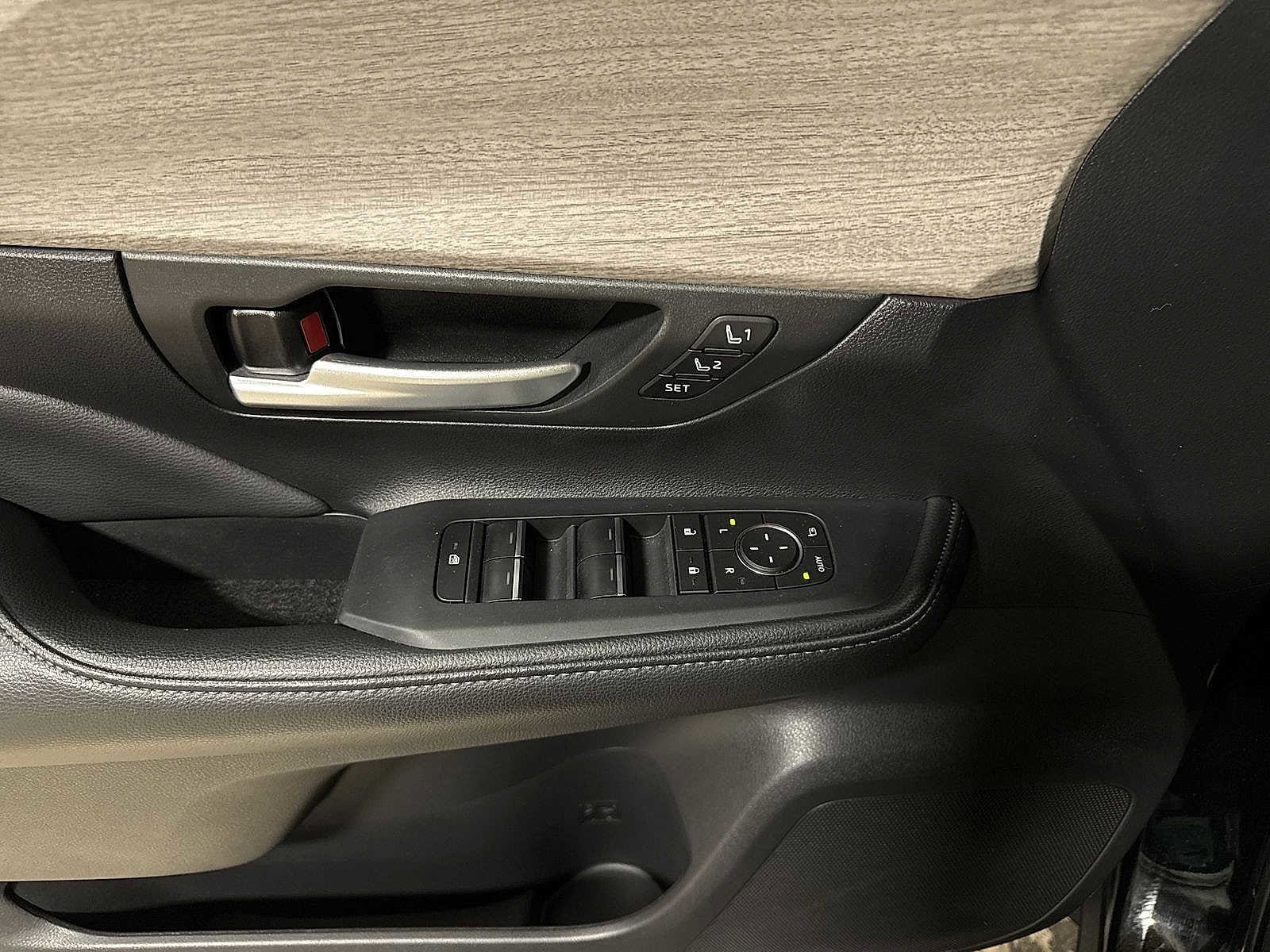 Thumbnail: 2024 Toyota Grand Highlander - 23