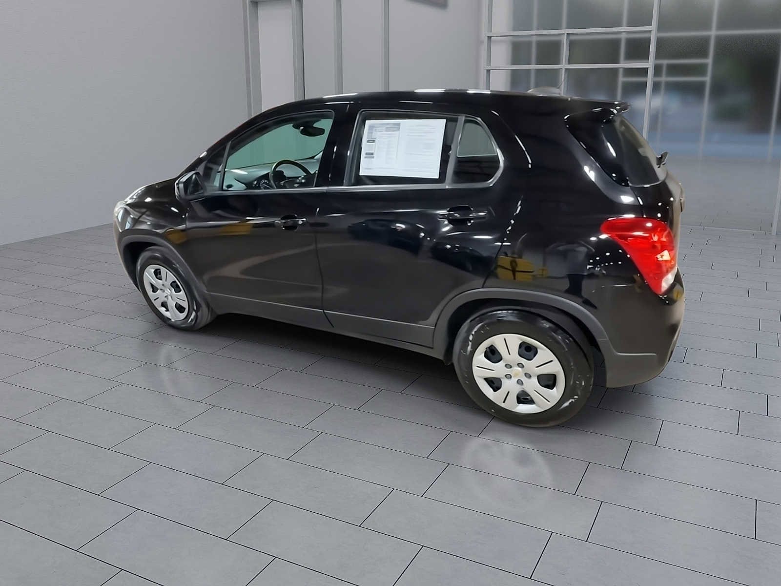 Thumbnail: 2019 Chevrolet Trax - 6