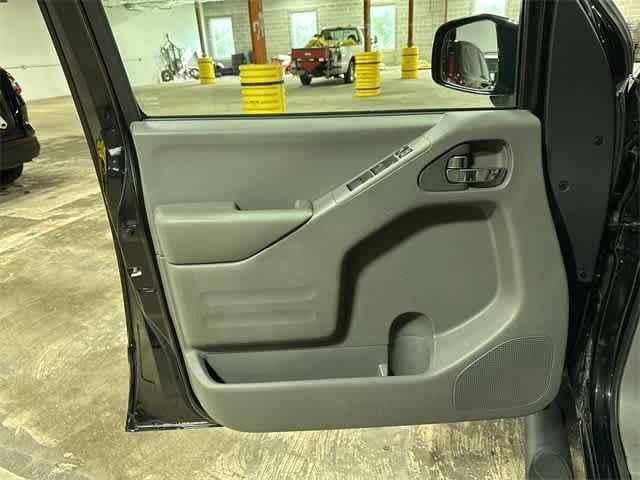 Thumbnail: 2021 Nissan Frontier - 29
