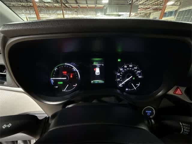 Thumbnail: 2022 Toyota Sienna - 35