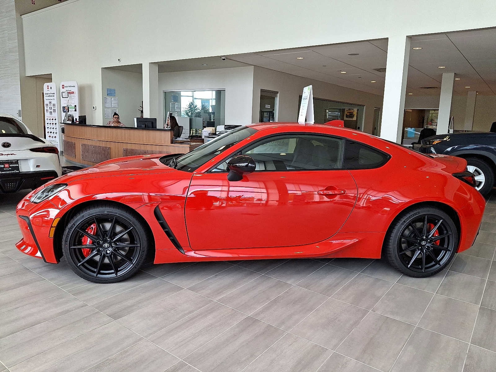 Thumbnail: 2025 Toyota GR86 - 6