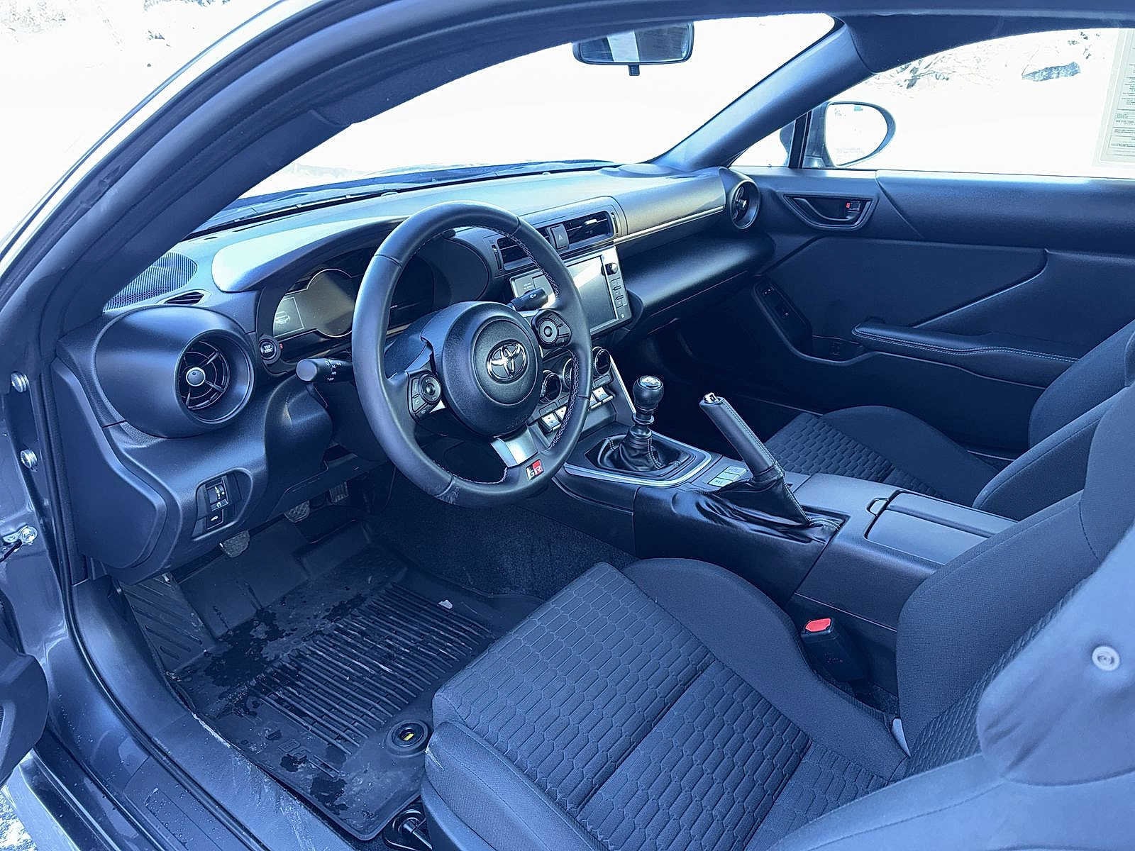 Thumbnail: 2023 Toyota GR86 - 25