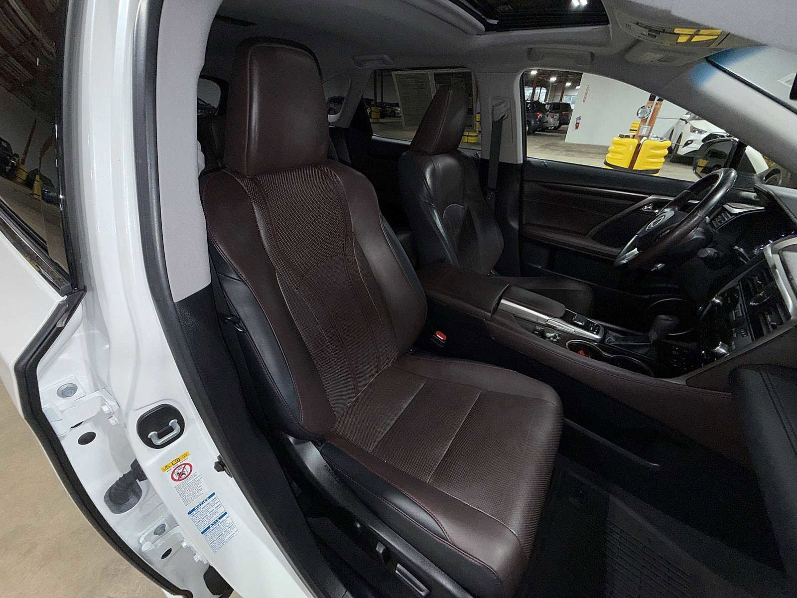 Thumbnail: 2018 Lexus RX - 15