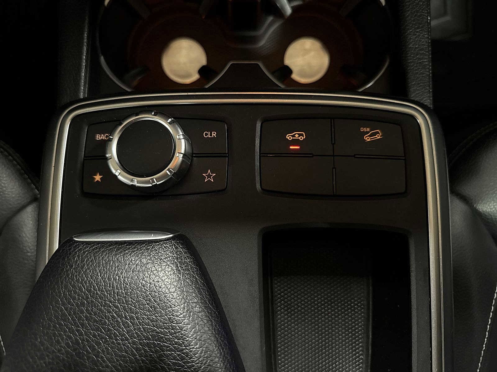 Thumbnail: 2013 Mercedes-Benz GL-Class - 32