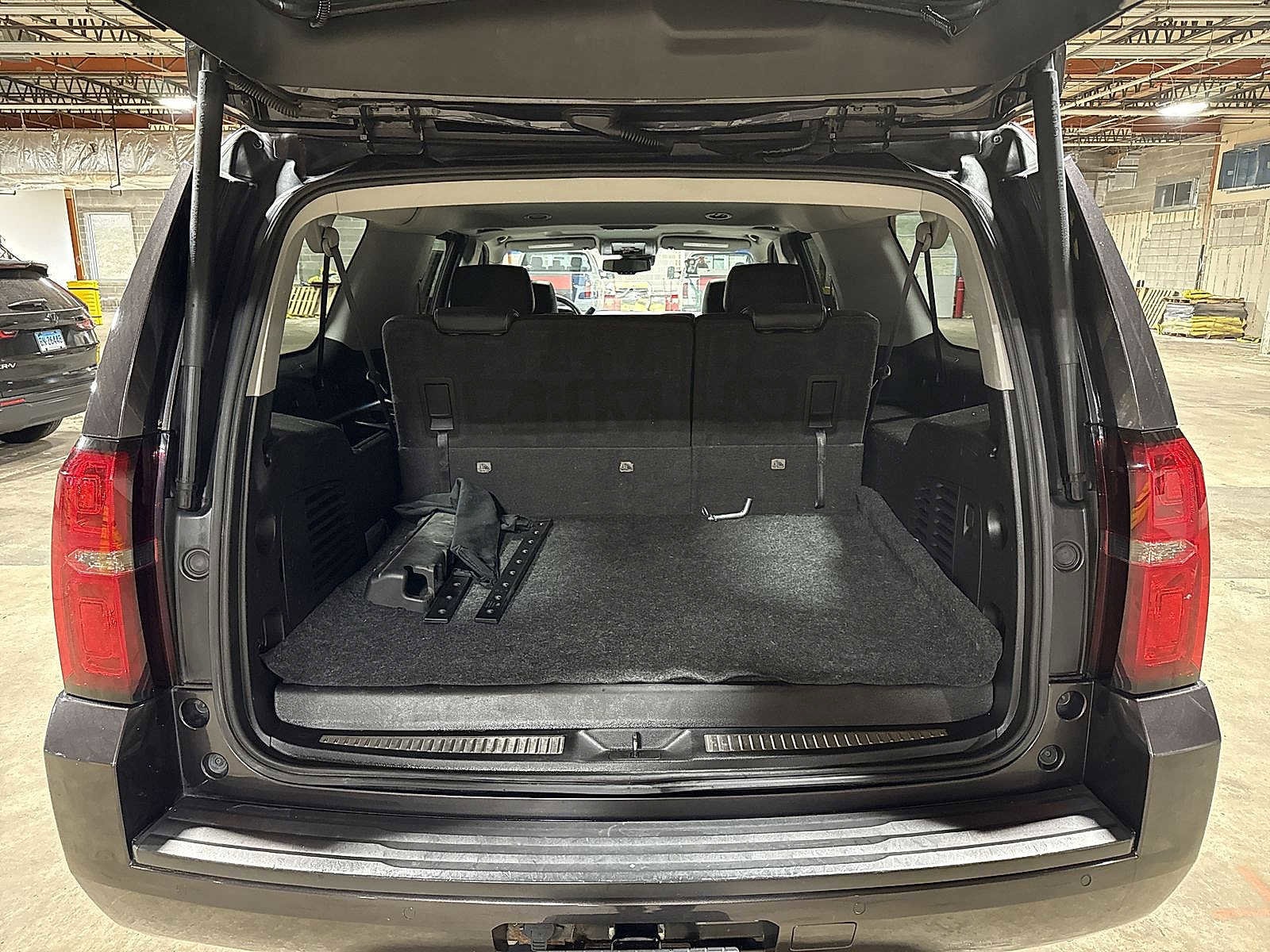 Thumbnail: 2017 Chevrolet Suburban - 11