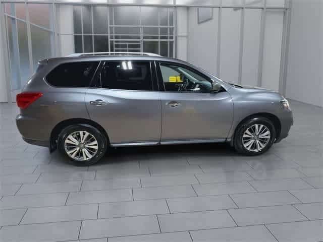 Thumbnail: 2019 Nissan Pathfinder - 9