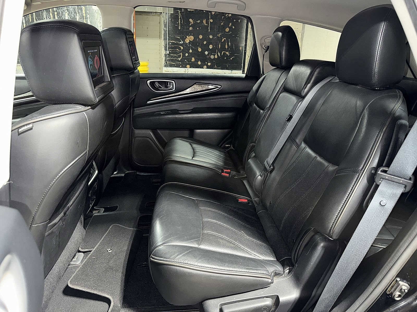 Thumbnail: 2013 INFINITI JX35 - 17