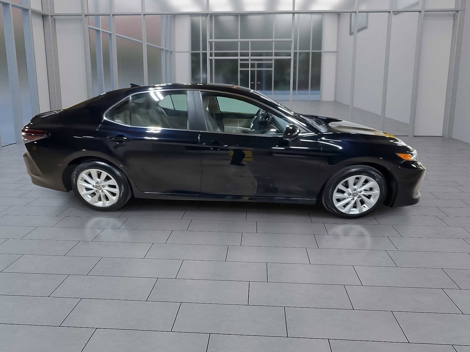 Thumbnail: 2024 Toyota Camry - 9