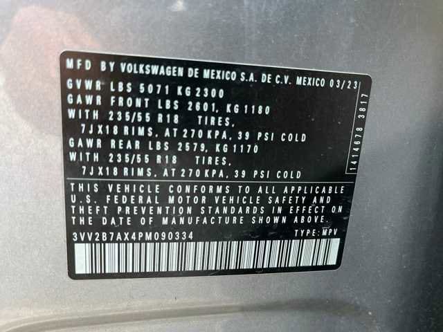 Thumbnail: 2023 Volkswagen Tiguan - 9