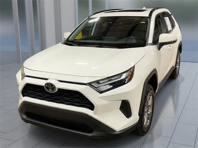 Thumbnail: 2022 Toyota RAV4 - 1