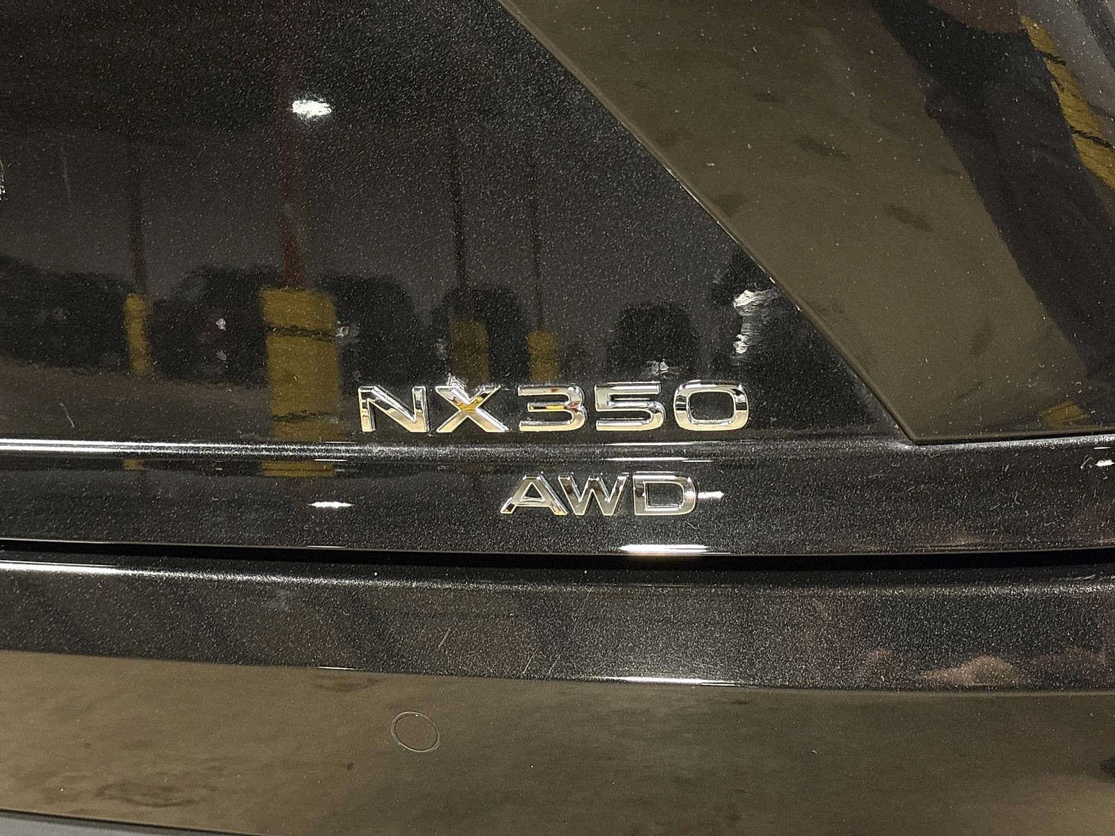 Thumbnail: 2025 Lexus ES - 25