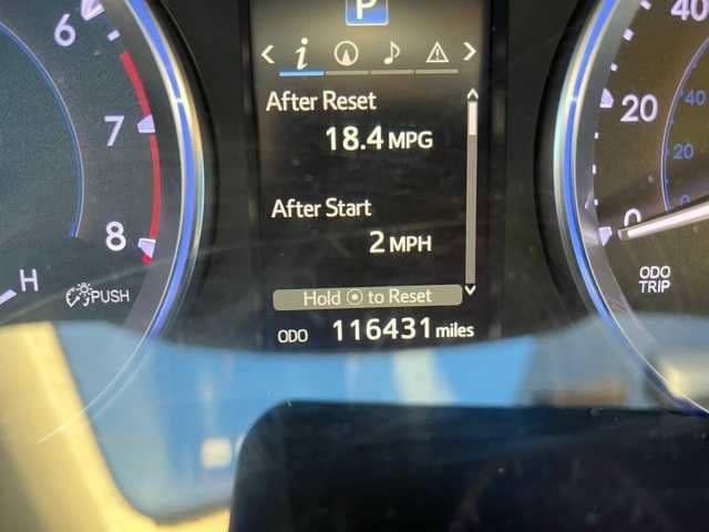 Thumbnail: 2016 Toyota Highlander - 8