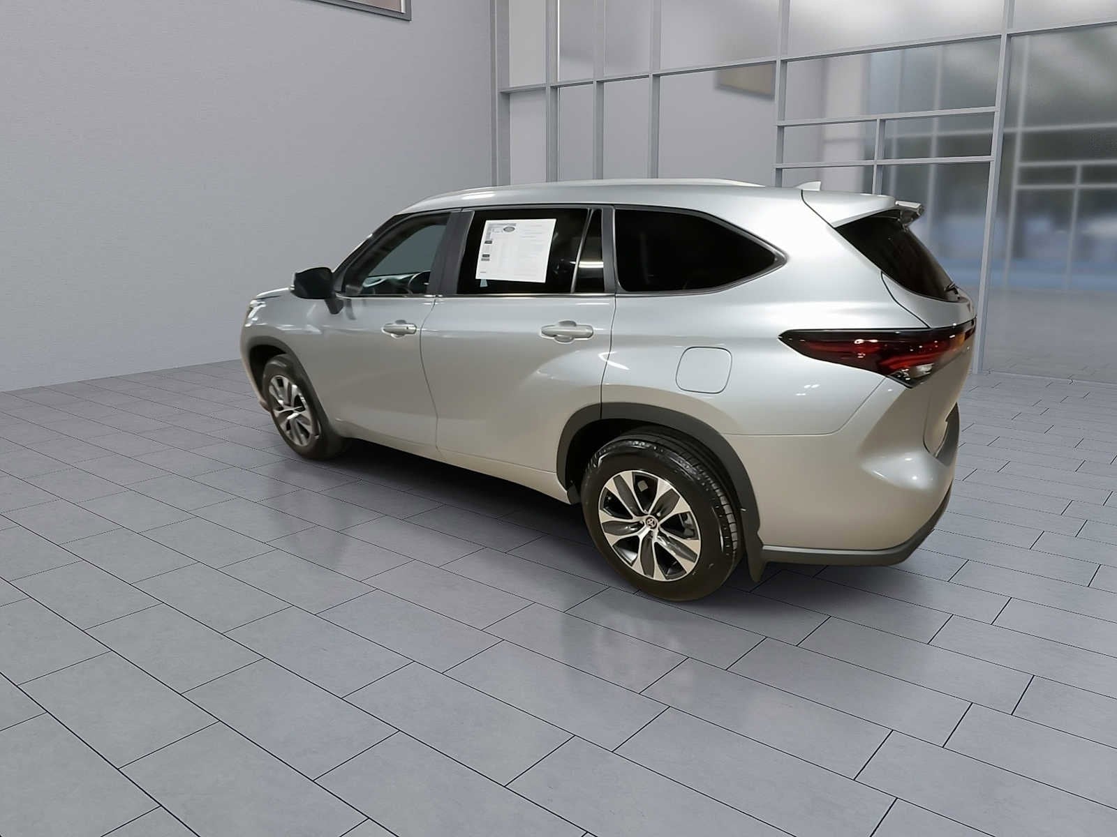 Thumbnail: 2025 Toyota Highlander - 6