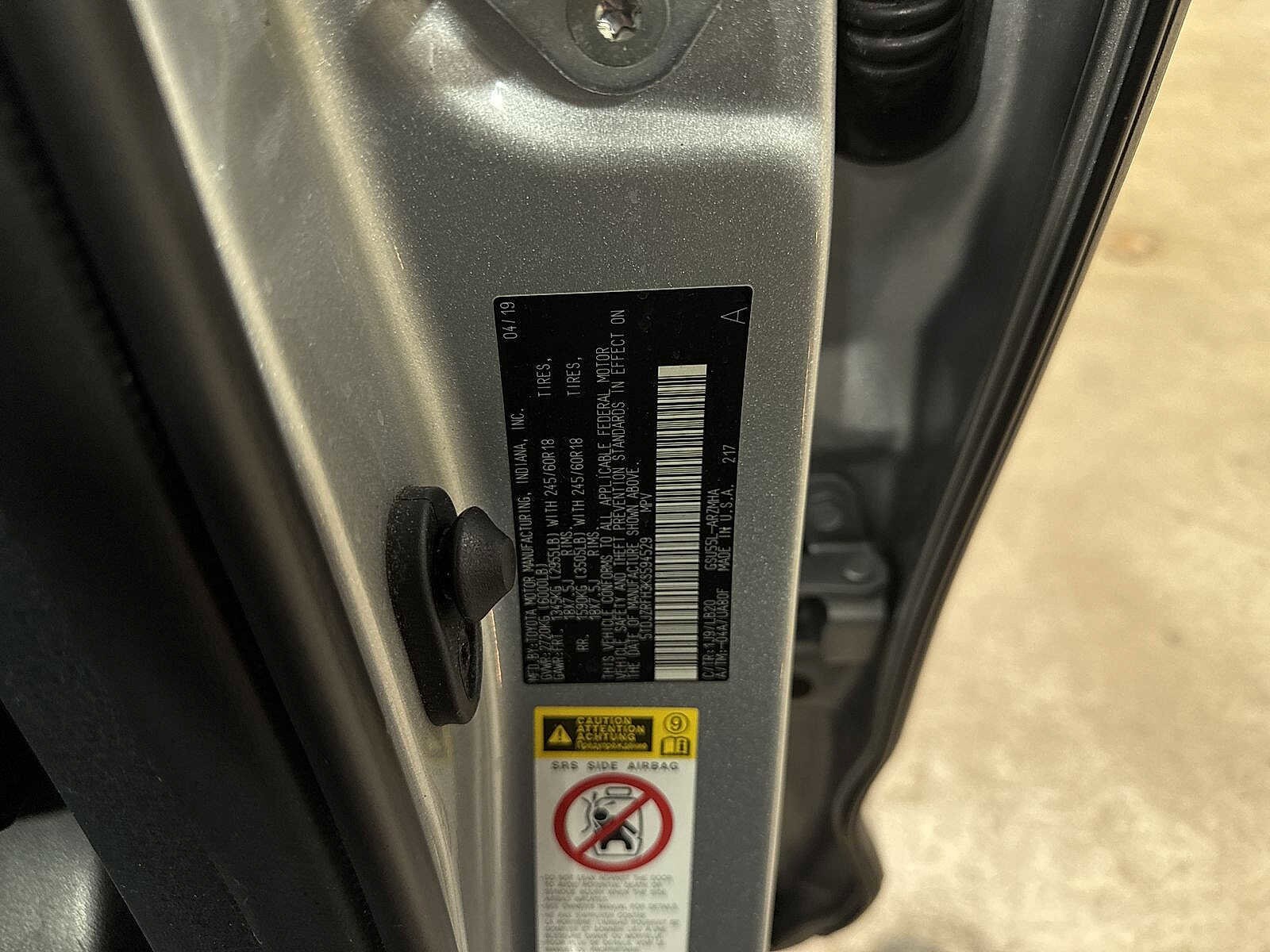 Thumbnail: 2019 Toyota Highlander - 14