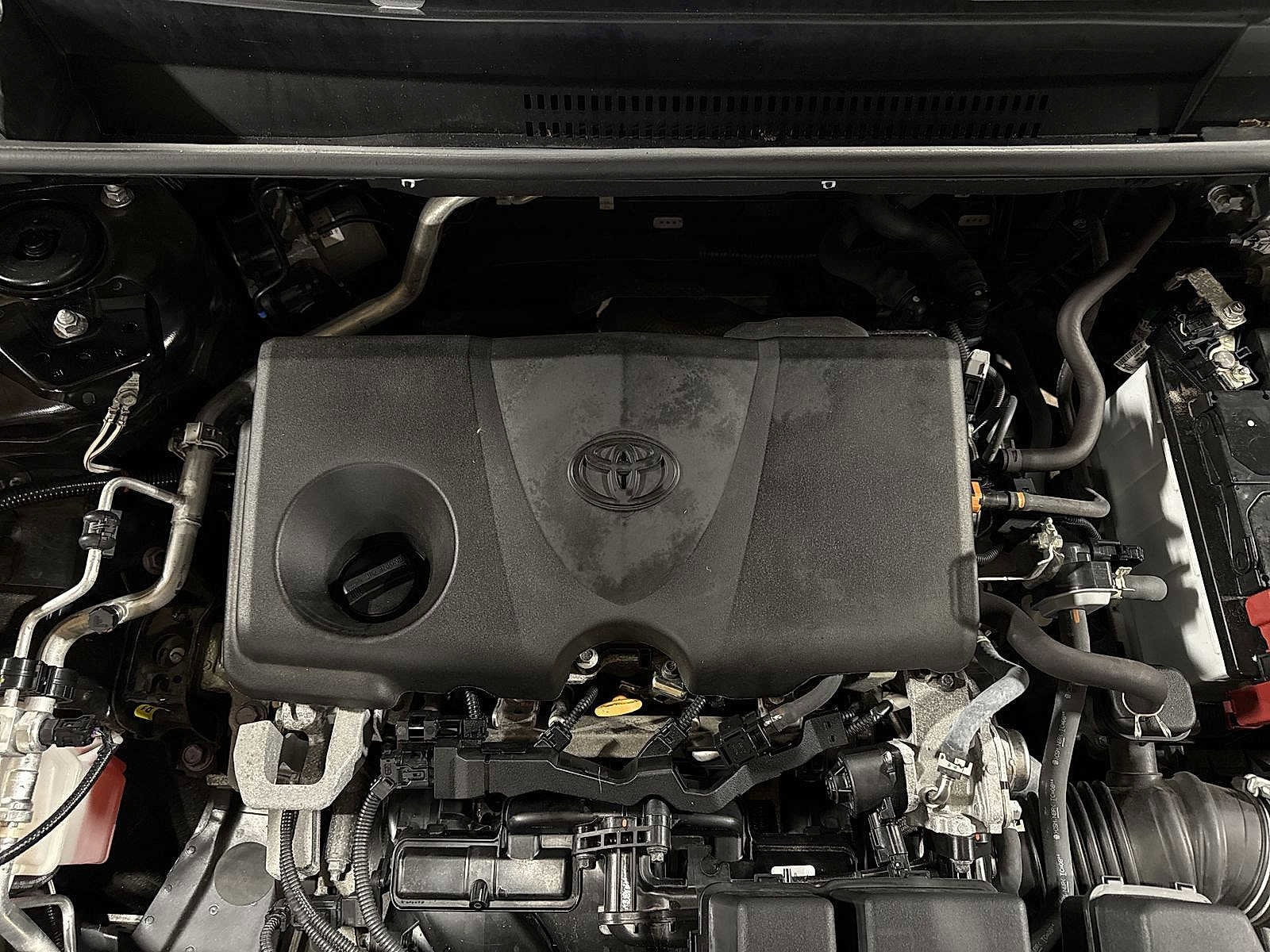 Thumbnail: 2023 Toyota RAV4 - 12