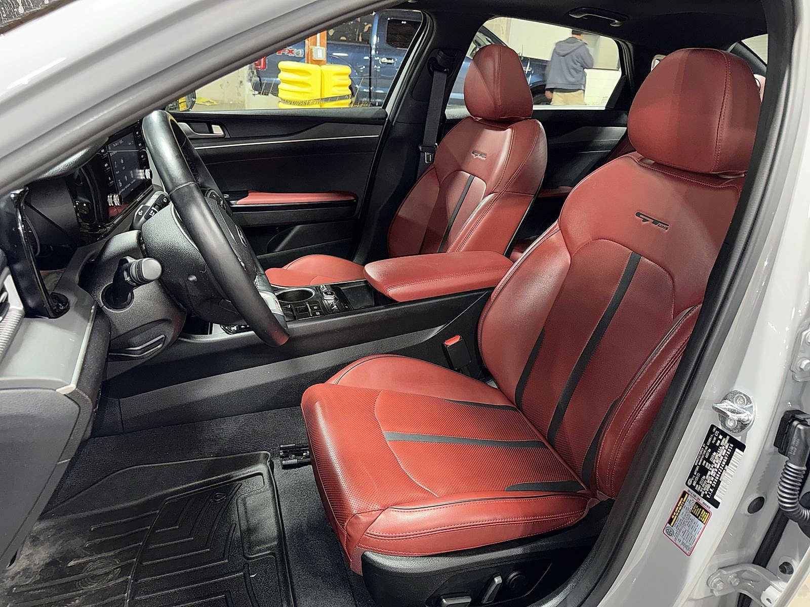 Thumbnail: 2021 Kia K5 - 15