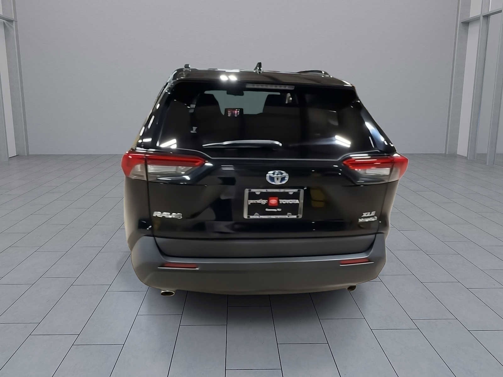 Thumbnail: 2019 Toyota RAV4 - 7