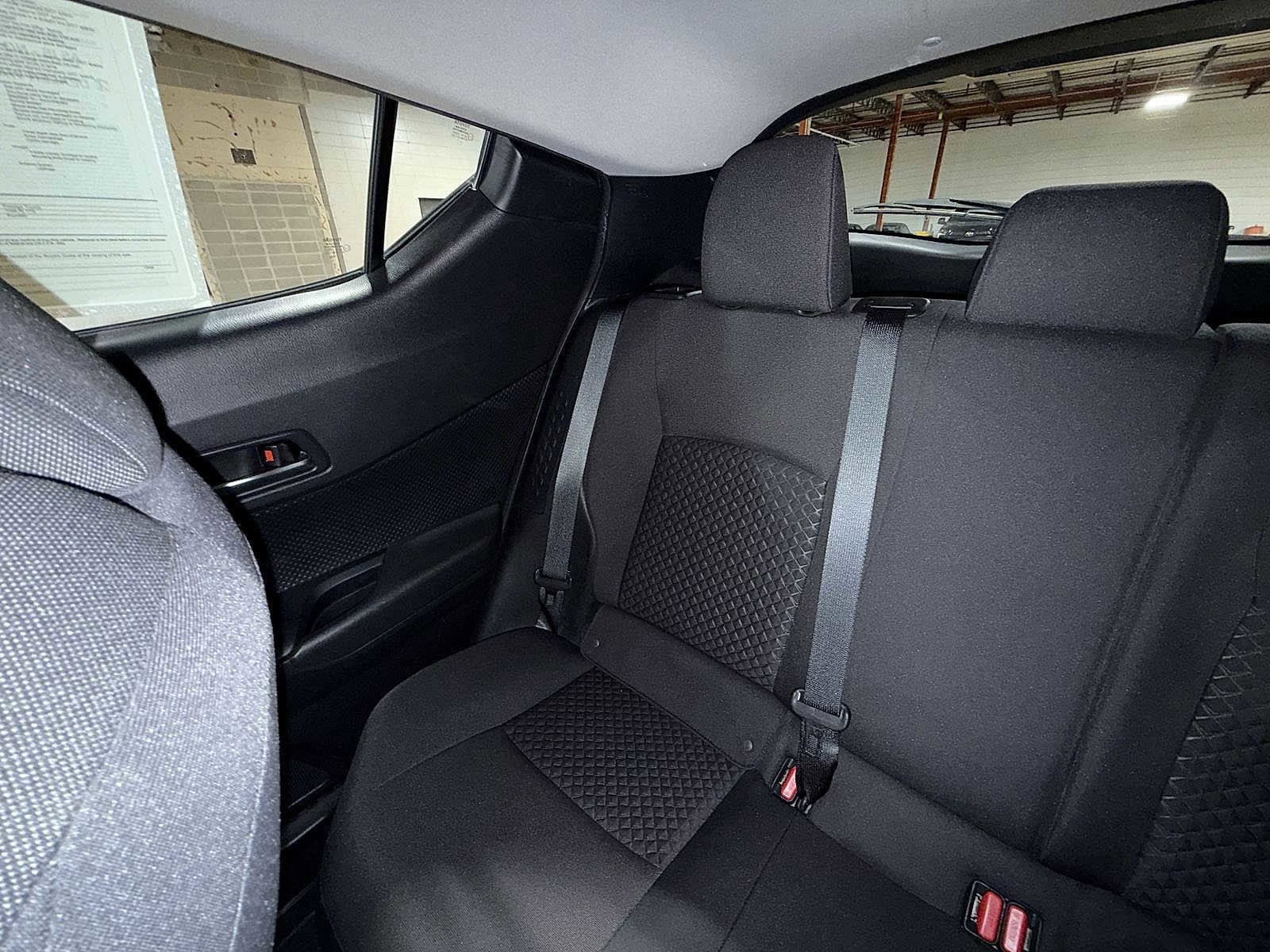 Thumbnail: 2021 Toyota C-HR - 12