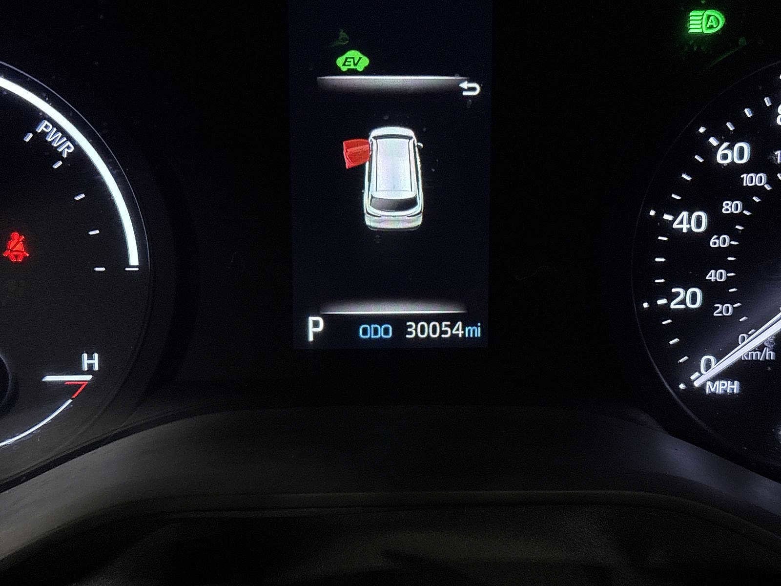 Thumbnail: 2023 Toyota Sienna - 20