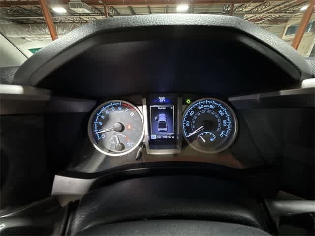 2017 Toyota Tacoma SR5 34