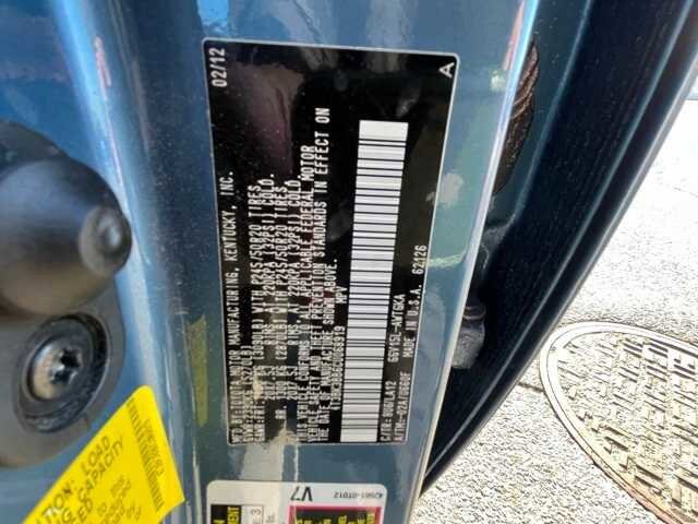 Thumbnail: 2012 Toyota Venza - 9