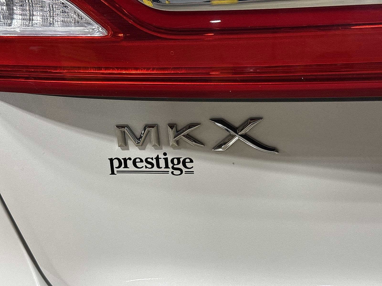 Thumbnail: 2016 Lincoln MKX - 28